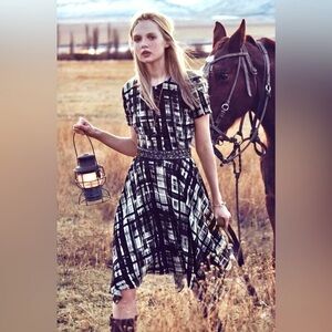 Anthropologie | Corey Lynn Calter Painted Plaid Fit & Flare w Asymmetric Hem ZB6